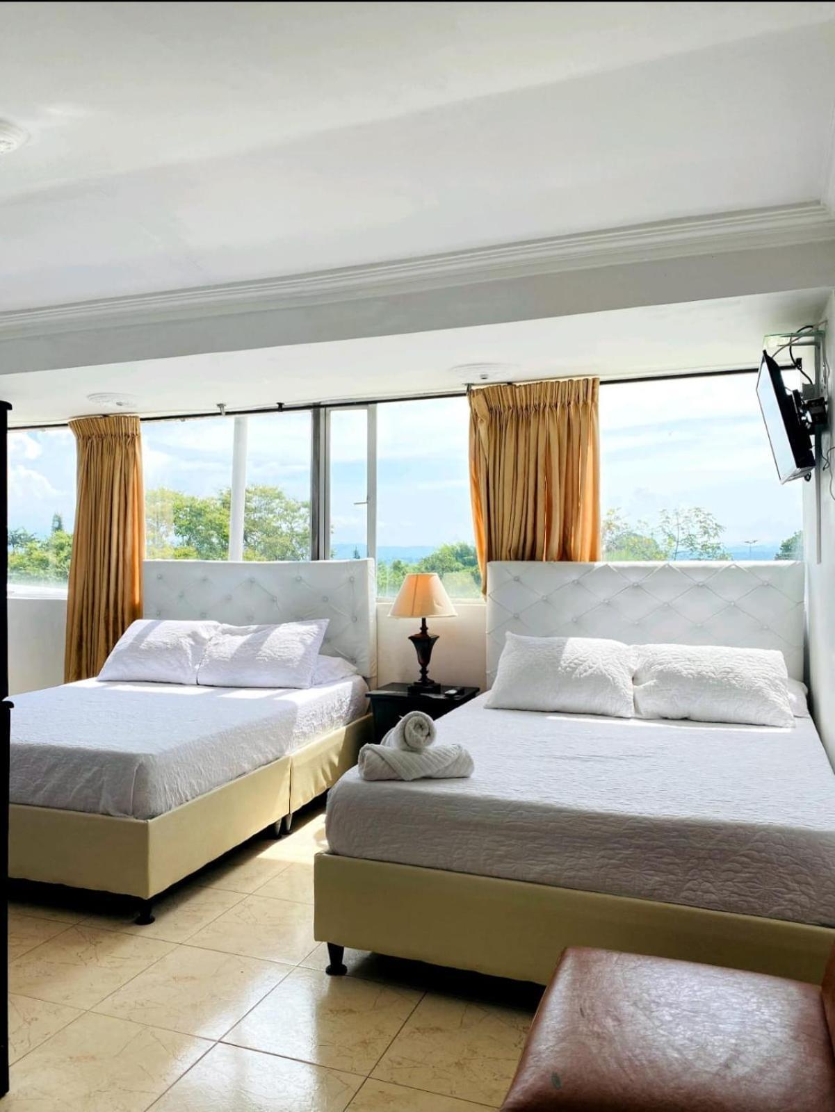 Hotel West California Puerto Espejo Dış mekan fotoğraf
